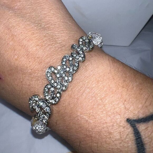 Faceted Bead Crystal “Believe” Stretch Bracelet - Picture 1 of 8